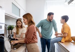 Charge mentale : pourquoi votre fille de 10 ans est (déjà) concernée ?