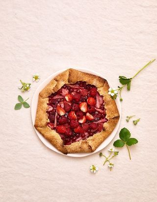 Duo fraise-rhubarbe : nos 13 desserts gourmands