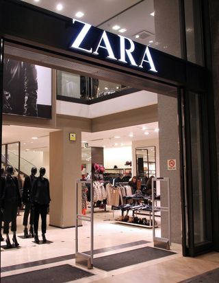 Zara : que veulent dire les fameuses formes géométriques dessinées sur les étiquettes ?