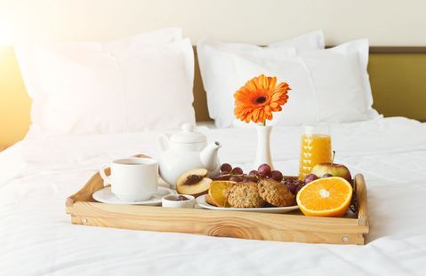 Petit-déjeuner romantique : 10 idées de petit-déjeuner en amoureux - Elle à  Table