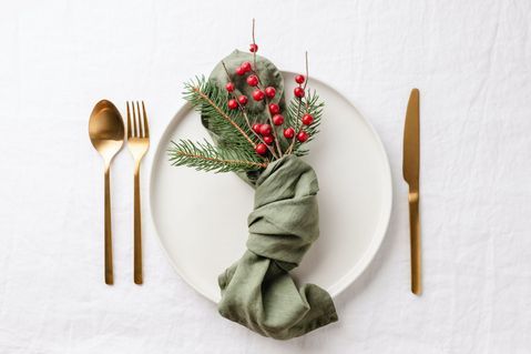15 pliages de serviettes pour votre table de Noël - Elle