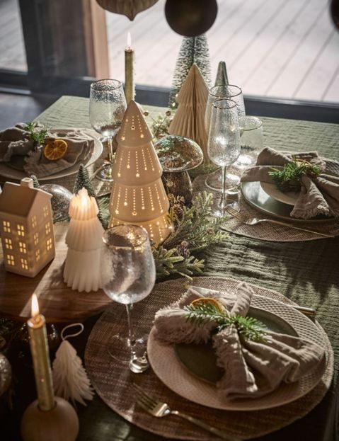 Table de fêtes : Un Noël traditionnel et rustique • Une Bonne Maison