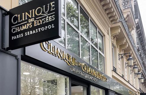 Clinique des Champs-Élysées : quel est ce centre esthétique prisé des influenceuses où va se former Olivier Véran ?
