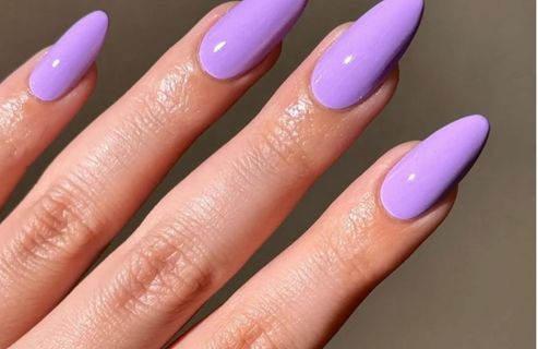  Après le matcha, l'ube latte inspire la tendance manucure de l’été 