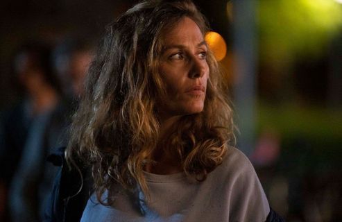 Cannes 2025 : que vaut « Dalloway », le film avec Cécile de France et la voix de Mylène Farmer ?