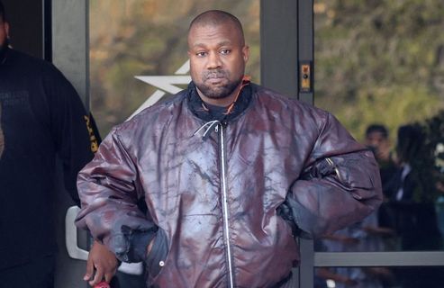 Kanye West a fait son retour sur scène pour la première fois depuis ses propos antisémites