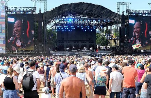 Sam Smith, Sting, Simple Minds… Les Vieilles Charrues dévoilent les têtes d’affiche de l’édition 2024