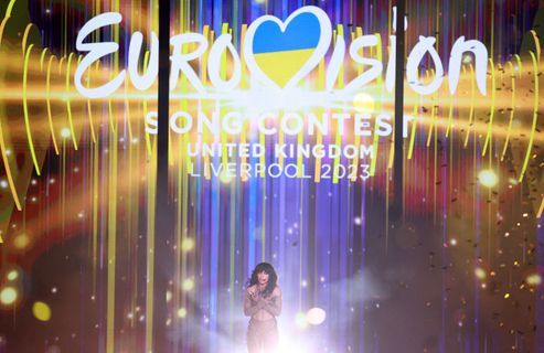 Eurovision 2024 : voici le chanteur très populaire qui va représenter la France lors du concours en Suède