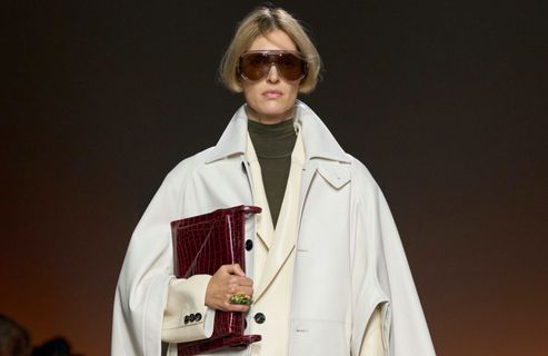 Repérées sur les podiums, ces lunettes oversized viendront réhausser nos looks printaniers