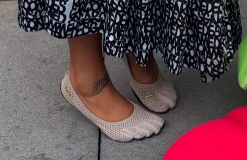 Qu’est-ce que les Vibram FiveFingers, ces drôles de chaussures qui retournent les réseaux sociaux ?