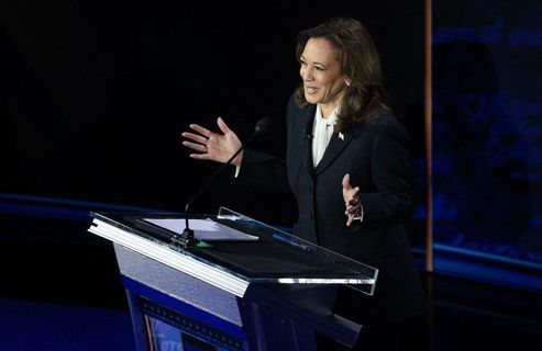Exclu. Kamala Harris choisit une maison de couture française pour le débat présidentiel