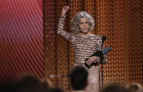 L'édito de ELLE : et si, comme Jane Fonda, on prônait l'empathie pour lutter contre l’injustice ?