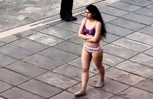 En Iran, Ahou Daryaei, l’étudiante qui s’était dévêtue, ne sera pas poursuivie par la justice