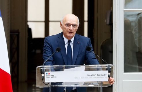 Définition du viol : le ministre de la Justice favorable à l’inscription du consentement dans la loi
