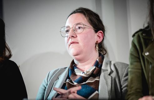 La députée Cyrielle Chatelain condamne les propos d’un élu Renaissance à son encontre