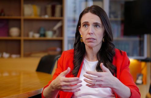 La première ministre néo-zélandaise Jacinda Ardern crée la surprise en annonçant sa démission