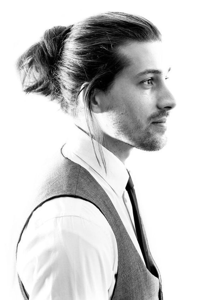 Cheveux chignon homme 30 beaux gosses à chignon repérés sur Pinterest