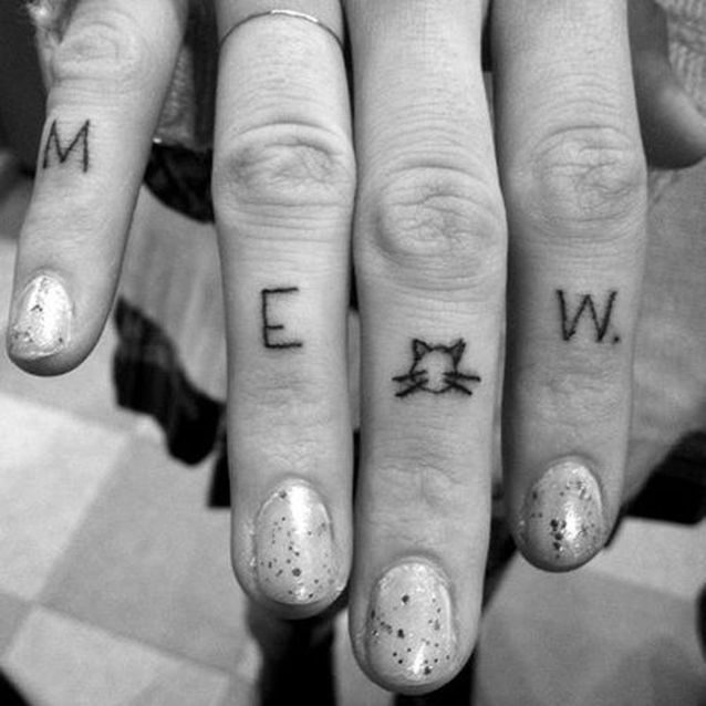 Tatouage Chat Doigt Tatouage Chat Les Plus Jolies Inspirations Pinterest Elle