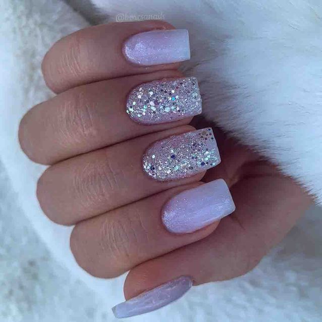 Here are the 10 most popular manicures of the moment on Instagram 3 The glitter manicure