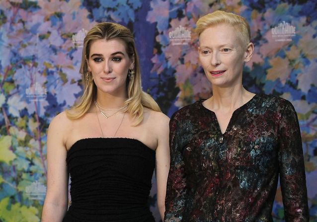Cannes 2021 : Tilda Swinton et Honor Swinton Byrne, élégant duo mère-fille en Chanel