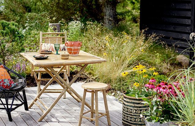 Une table de jardin pliante pour un gain de place malin