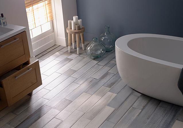 Salle de bains : 15 sols qui font la différence - Elle Décoration