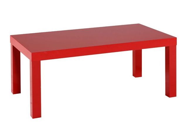 20 tables rouges pour réveiller votre intérieur - Elle Décoration