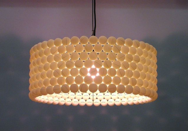 Ping-Pong ball Lamp par Diaz Kleefstra