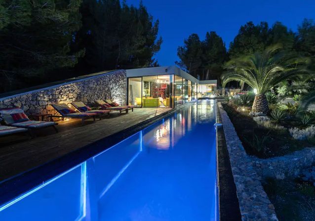 Airbnb : les plus belles maisons avec piscine - Elle Décoration