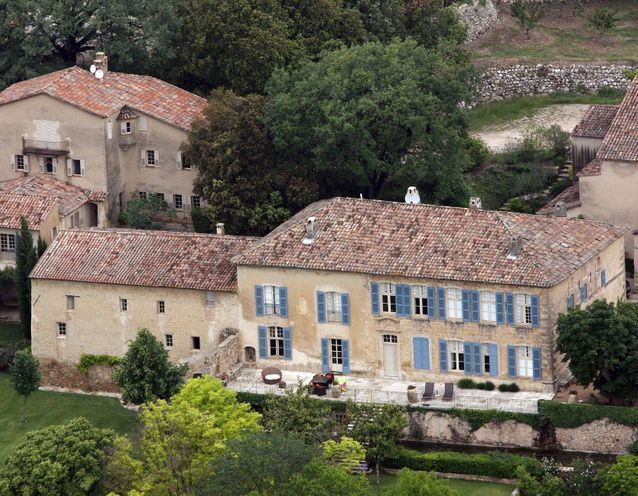La villa de Brad Pitt et d'Angelina Jolie (Le château de Miraval, France)