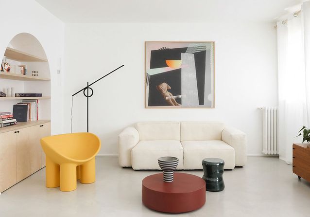 Simplicité et design pour cet étonnant trois-pièces de banlieue parisienne
