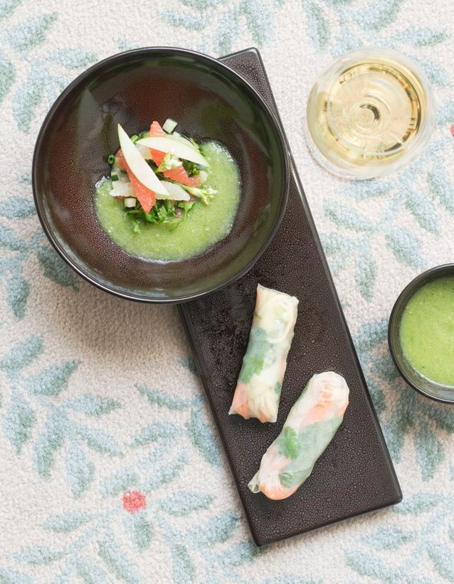 Gaspacho vert, rouleaux d’été au crabe