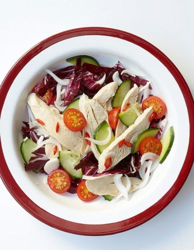 Recette minceur soir : salade de poulet pimentée