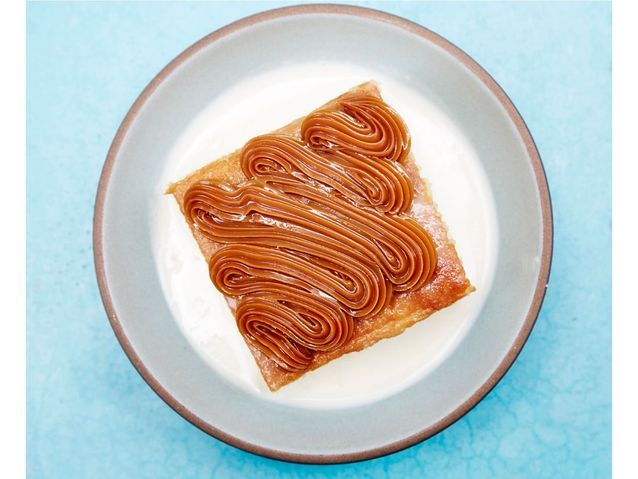 Chips et gâteaux apéritifs à la loupe