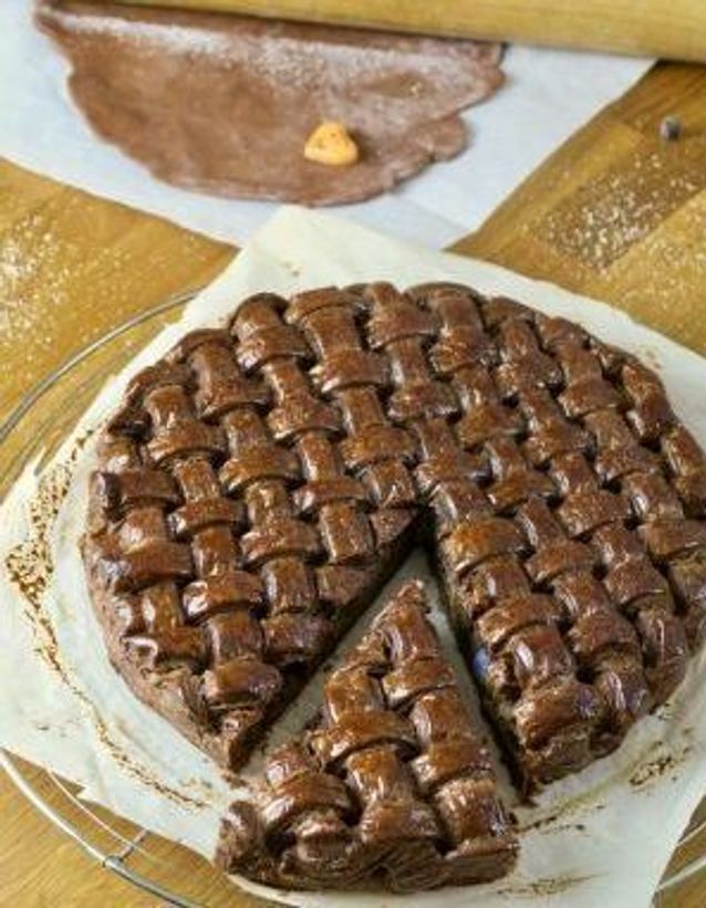 Une galette des rois tressée