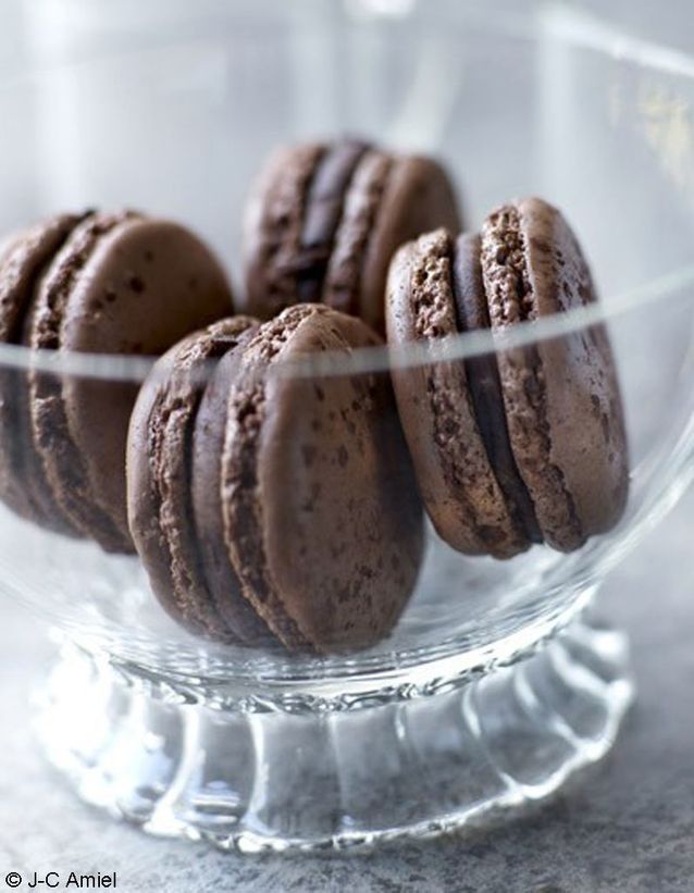  Macarons  au chocolat amer Menu de No l on prend de l 