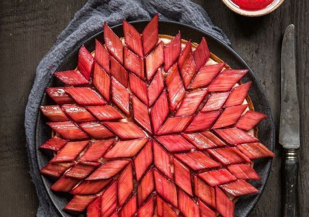 Comment Faire Une Tarte A La Rhubarbe Elle A Table