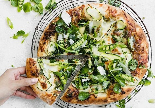 15 idées de pizza maison qui sentent bon le printemps 
