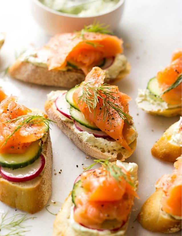Tartines de saumon fumé et cream cheese aux herbes
