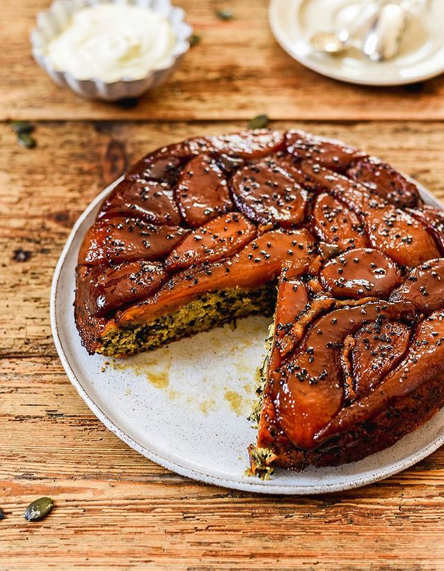 Gâteau renversé pommes-poires aux graines de courge et sésame