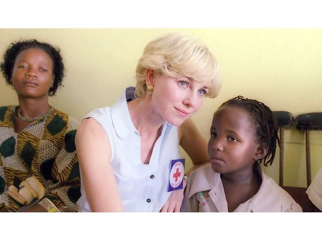 Une Prothese Nasale Naomi Watts Est Diana Elle