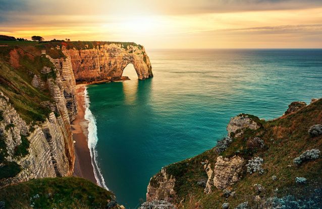 11 lieux magiques où admirer le coucher du soleil partout en France