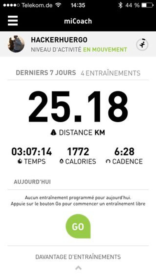 Micoach train and run top