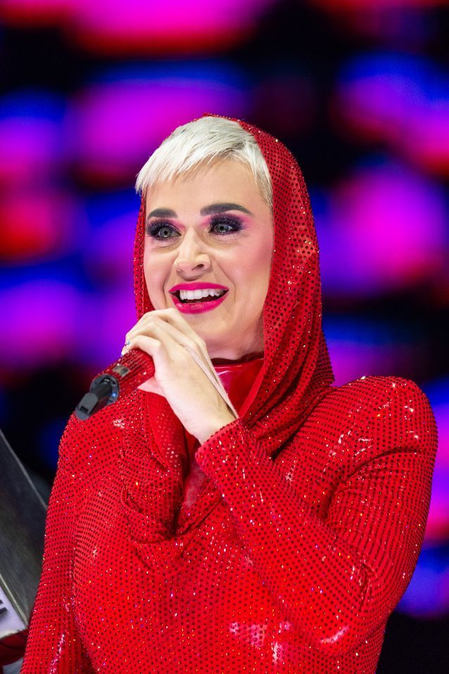 Katy Perry  83 millions de dollars