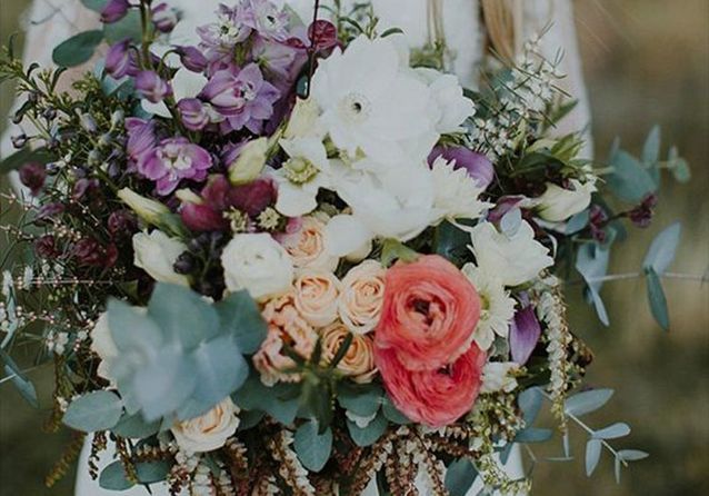 20 beaux bouquets de mariée pour égayer votre robe