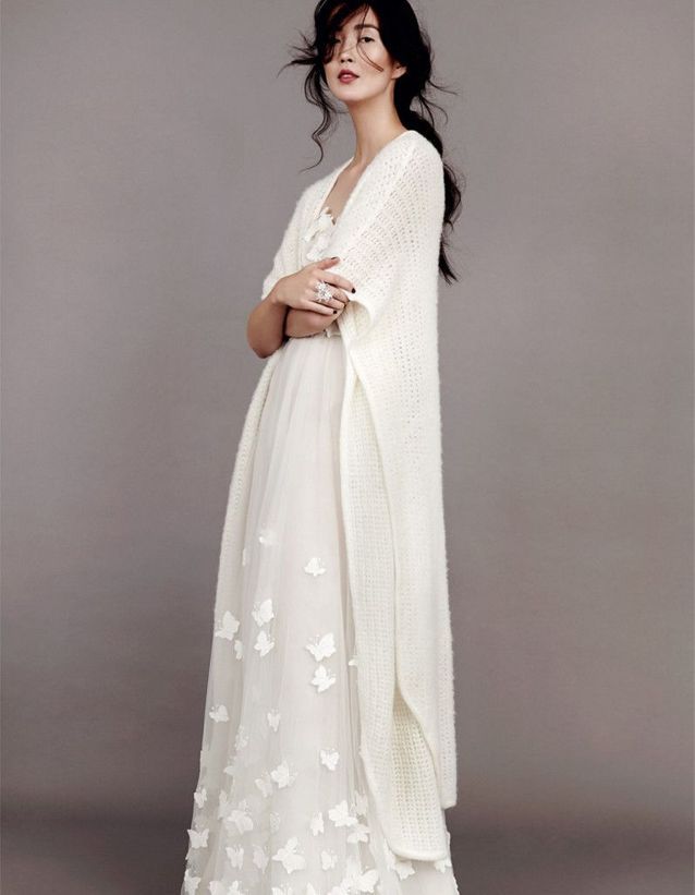 Robe de mariée d'hiver avec cardigan - 22 robes de mariée d'hiver  éblouissantes - Elle