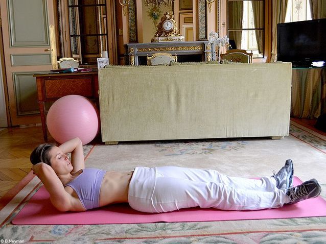 Minceur sport exercices coach julie ferrez plage 1 - On se Minceur sport exercices coach julie ferrez plage 1 - On se