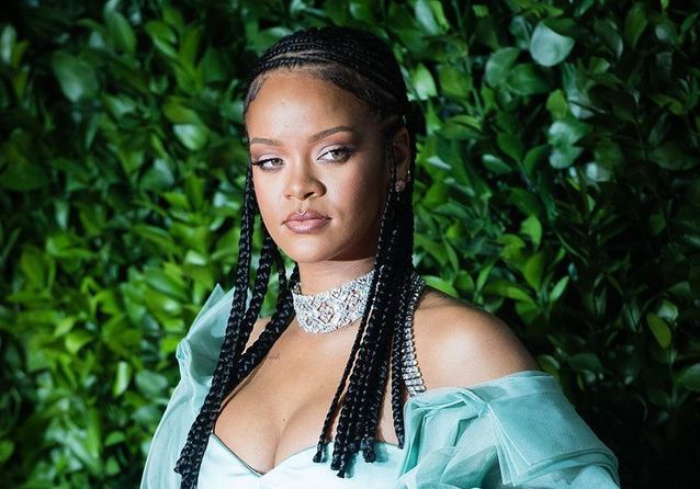 Les 9 indispensables de la garde-robe de Rihanna