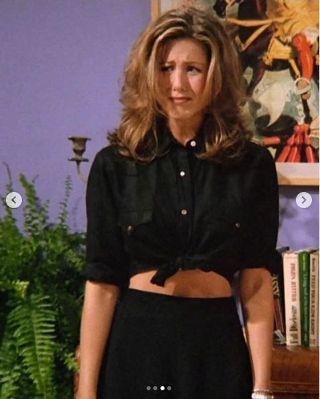 rachel green famous outfits