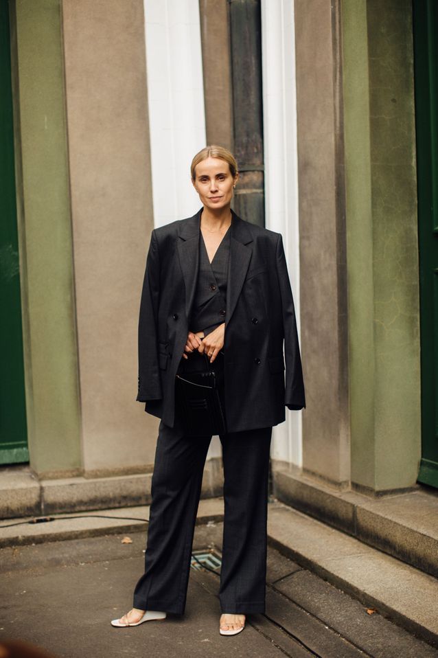 Fashion Week Copenhague : un tailleur pantalon noir